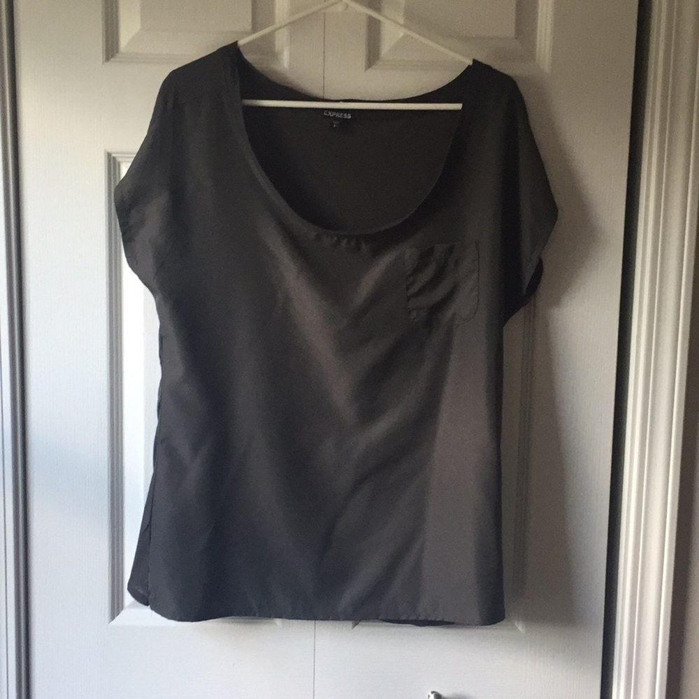 Express pocket  shirt with reglan sleeve